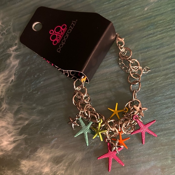 paparazzi Jewelry - Paparazzi Silver Bracelet with Colorful Starfish Charms